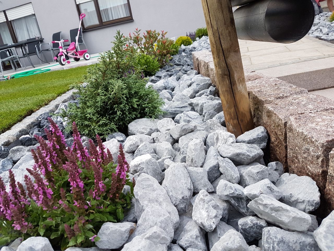 Gartenbau Rasenpflege Terrasse Ilsfeld Heilbronn - Umgestaltung I